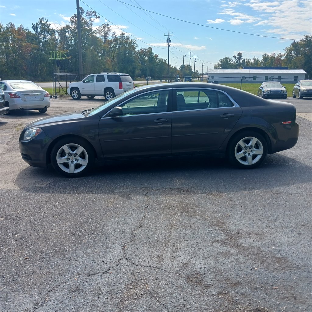 2012 Chevrolet Malibu 1LS's photo